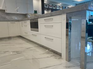 Gloss Kitchen
